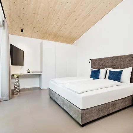 Velden - 24 Im Zentrum