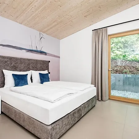 Velden - 24 Im Zentrum フェルデン・アム・ヴェルターゼー